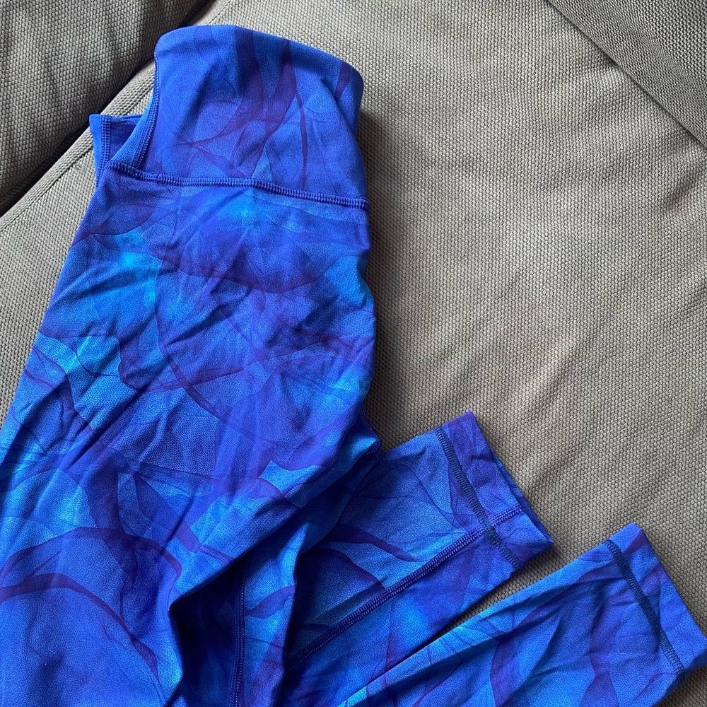 Lululemon Blue Patterned Full Length Leggings - image 4